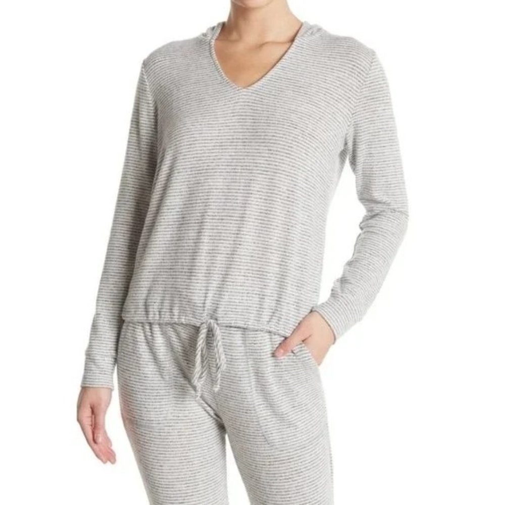 NWT Gibson Look Women's Striped Hoodies Sweatshirt Drawstring Hem Gray Cream Siz